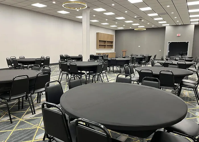 Holiday Inn Express Big Rapids By Ihg